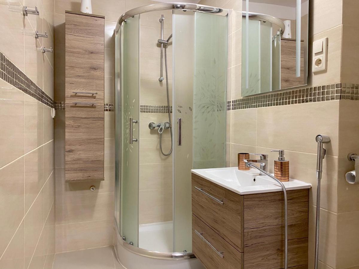 Swish Apartment -10 Min To Old Town Gdansk,Pkp & Shopping Mall Extérieur photo
